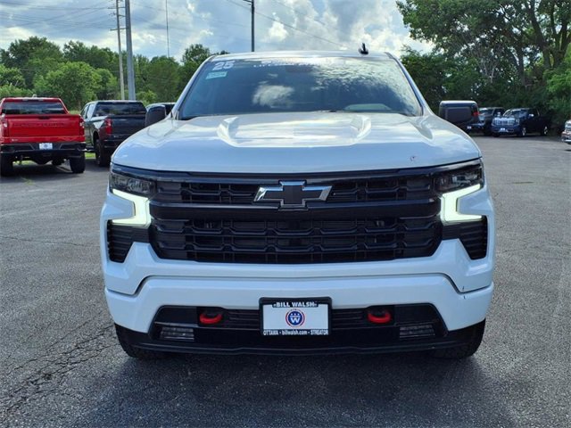 2025 Chevrolet Silverado 1500 RST photo 3