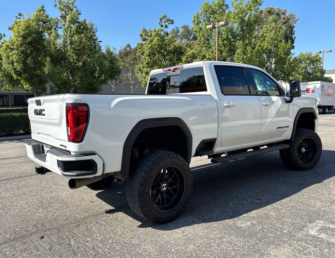 2020 Gmc Sierra 2500 HD AT4 photo 4