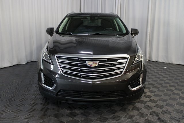 2019 Cadillac XT5 Luxury photo 2