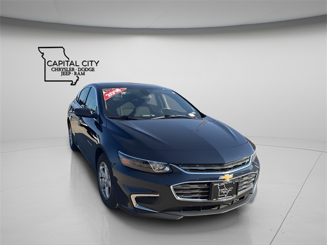 Used 2018 Chevrolet Malibu 1LS with VIN 1G1ZB5ST8JF177148 for sale in Jefferson City, MO