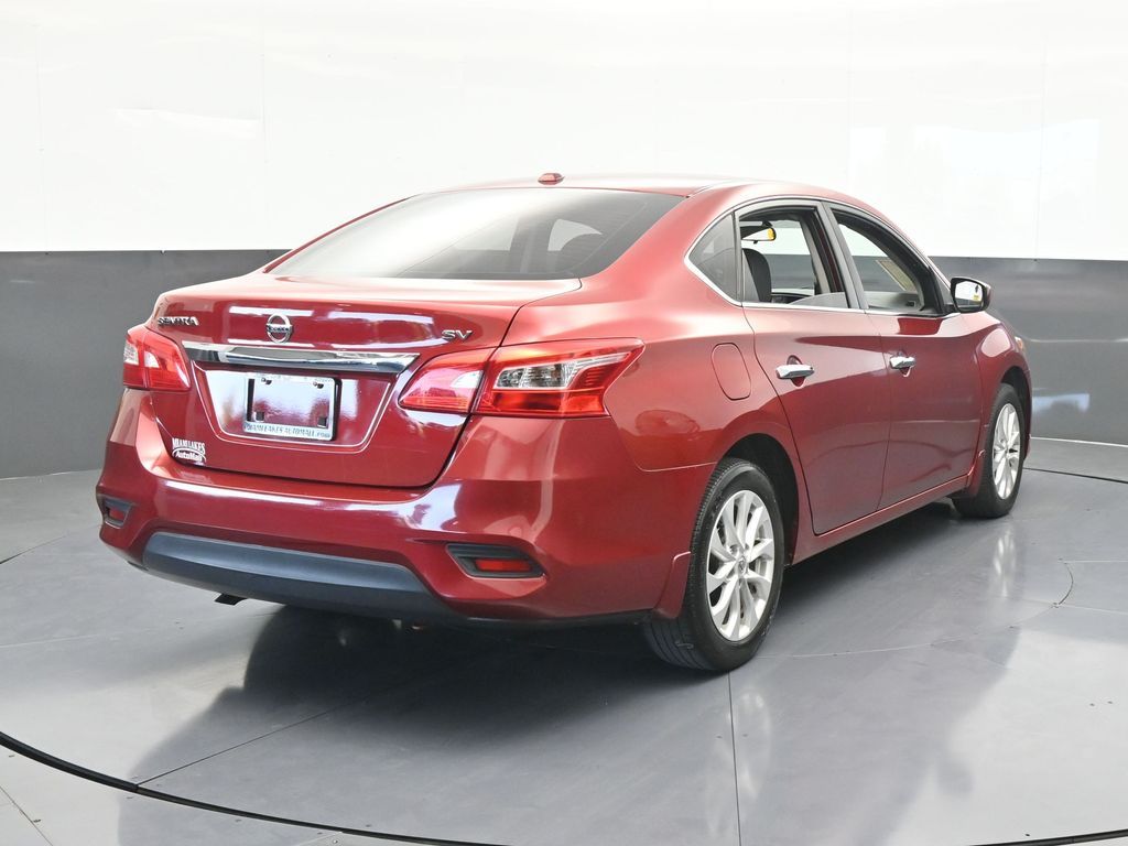 2018 Nissan Sentra SV photo 3