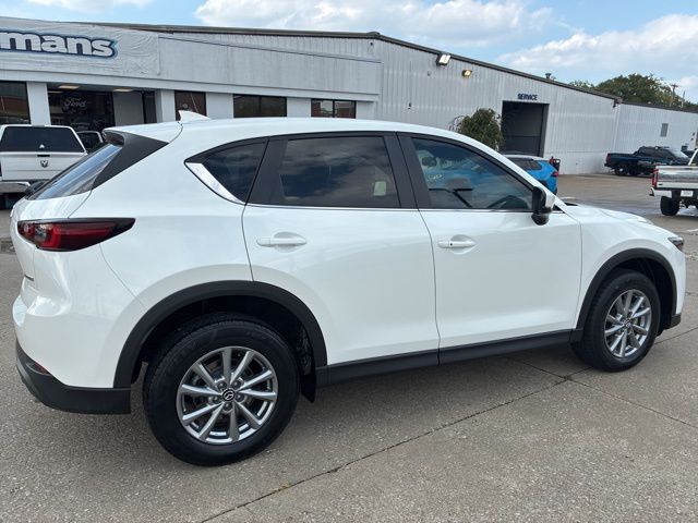 2022 Mazda CX-5 2.5 Select photo 8