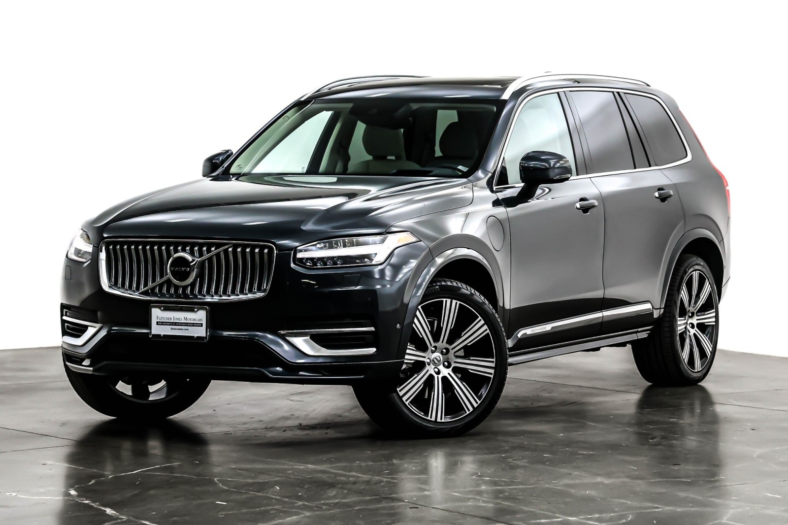 2022 Volvo XC90 Inscription's photo