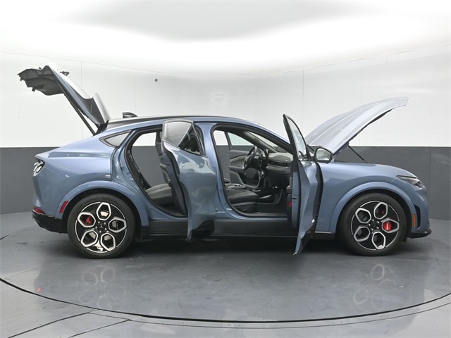 2024 FORD MUSTANG MACH-E - Image 60