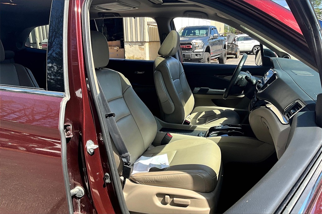 2021 Honda Pilot Touring photo 10