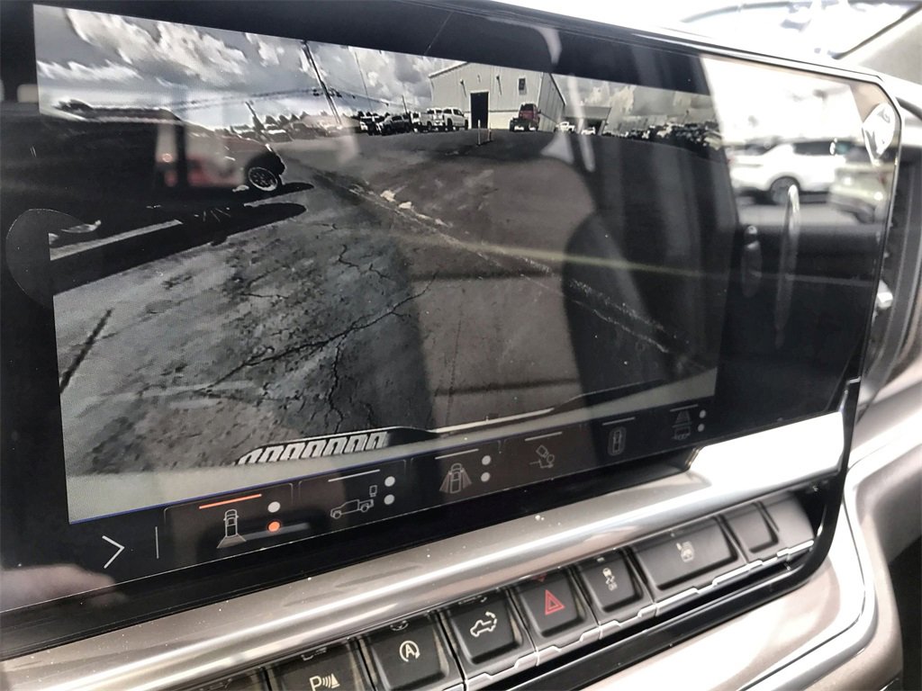 2026 Chevrolet Silverado 1500 High Country photo 17