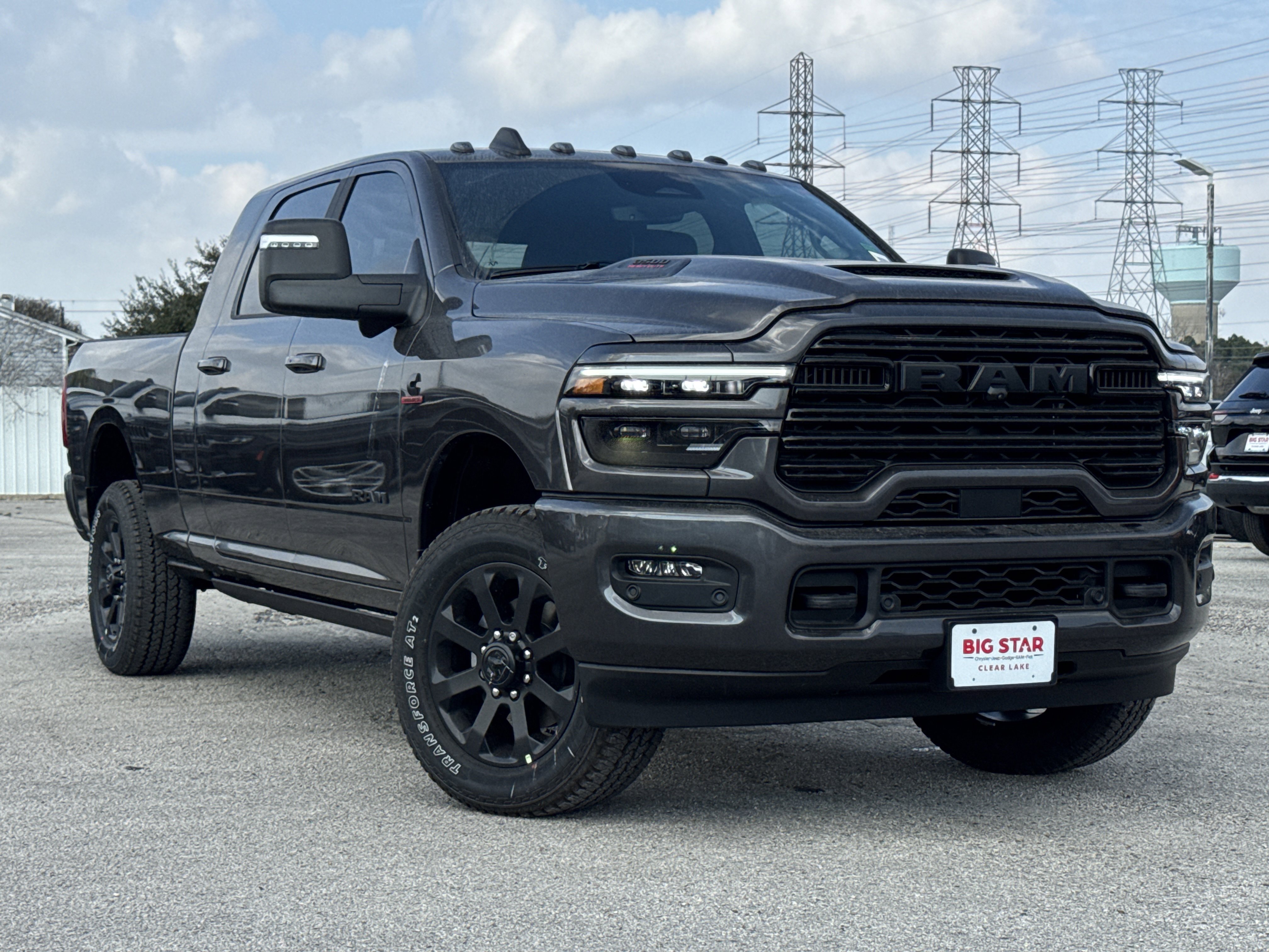 2026 RAM Ram 3500 Pickup Laramie's photo