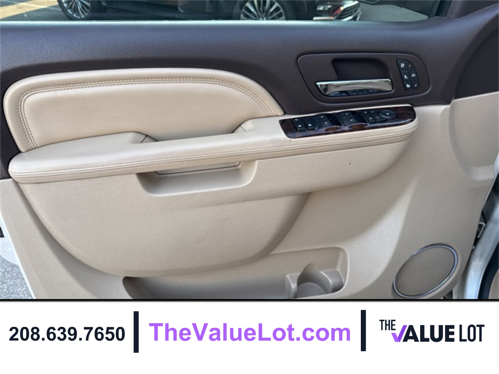 2012 Gmc Yukon XL Denali photo 21