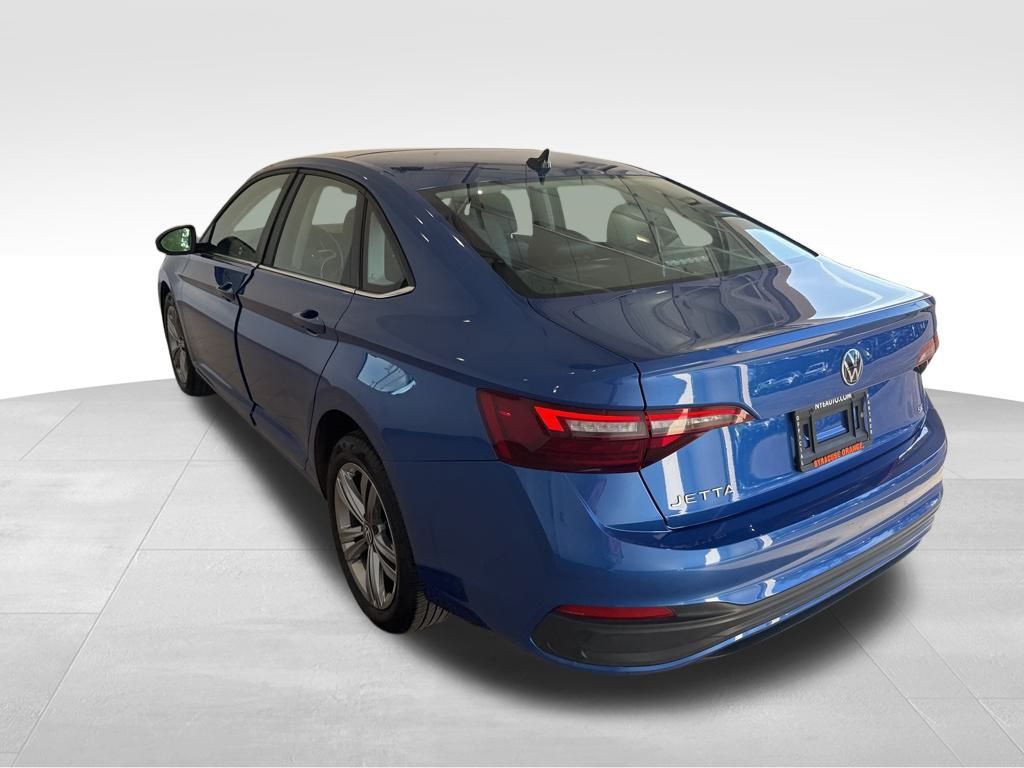 2024 Volkswagen Jetta 1.5T SE photo 3