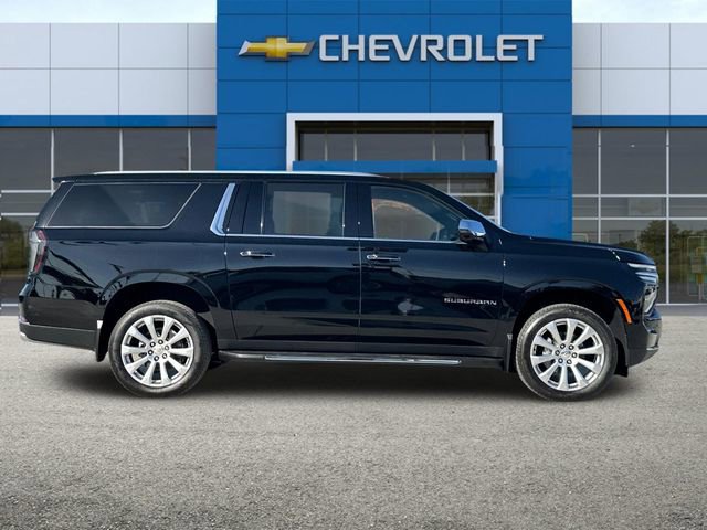 2025 Chevrolet Suburban Premier photo 3