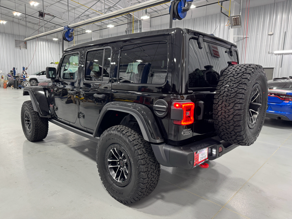 2025 Jeep Wrangler Rubicon X photo 3
