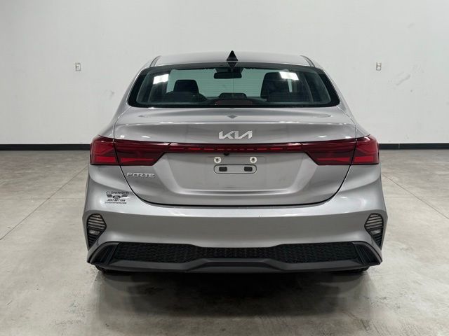 2023 Kia Forte LXS photo 7