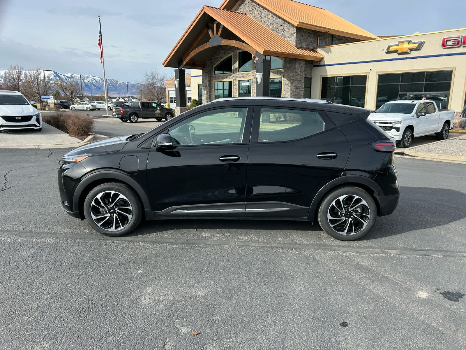 Used 2022 Chevrolet Bolt EUV Premier with VIN 1G1FZ6S09N4132490 for sale in Logan, UT