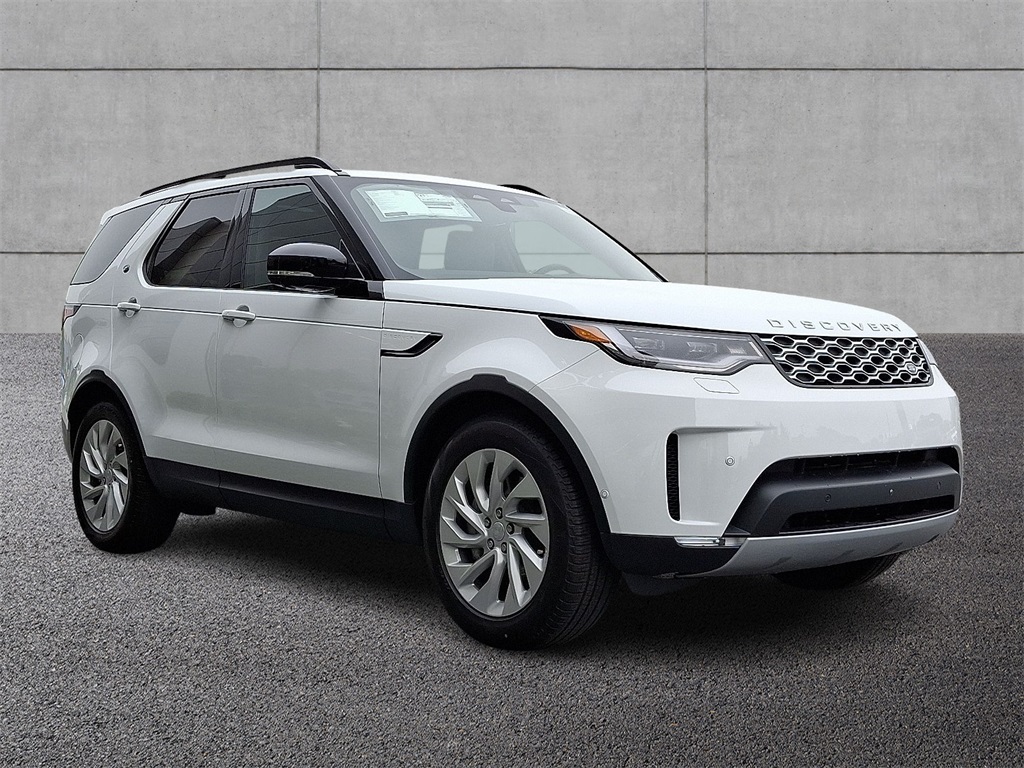 2025 Land Rover Discovery S photo 2