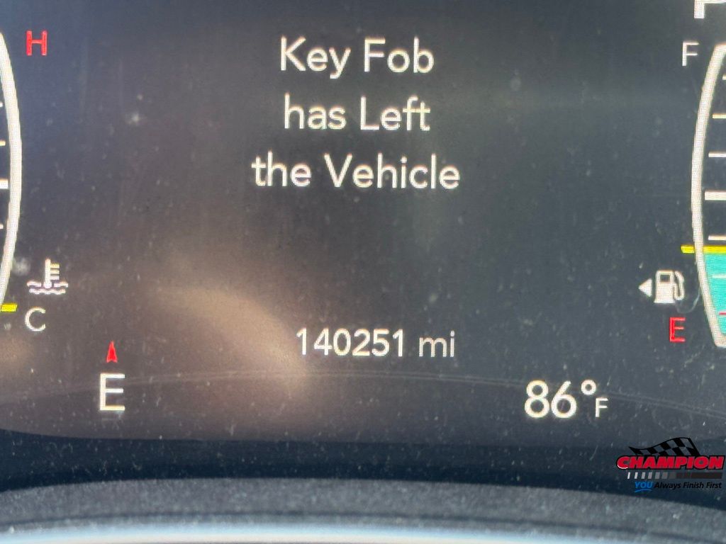 2019 Chrysler Pacifica Touring Plus photo 11