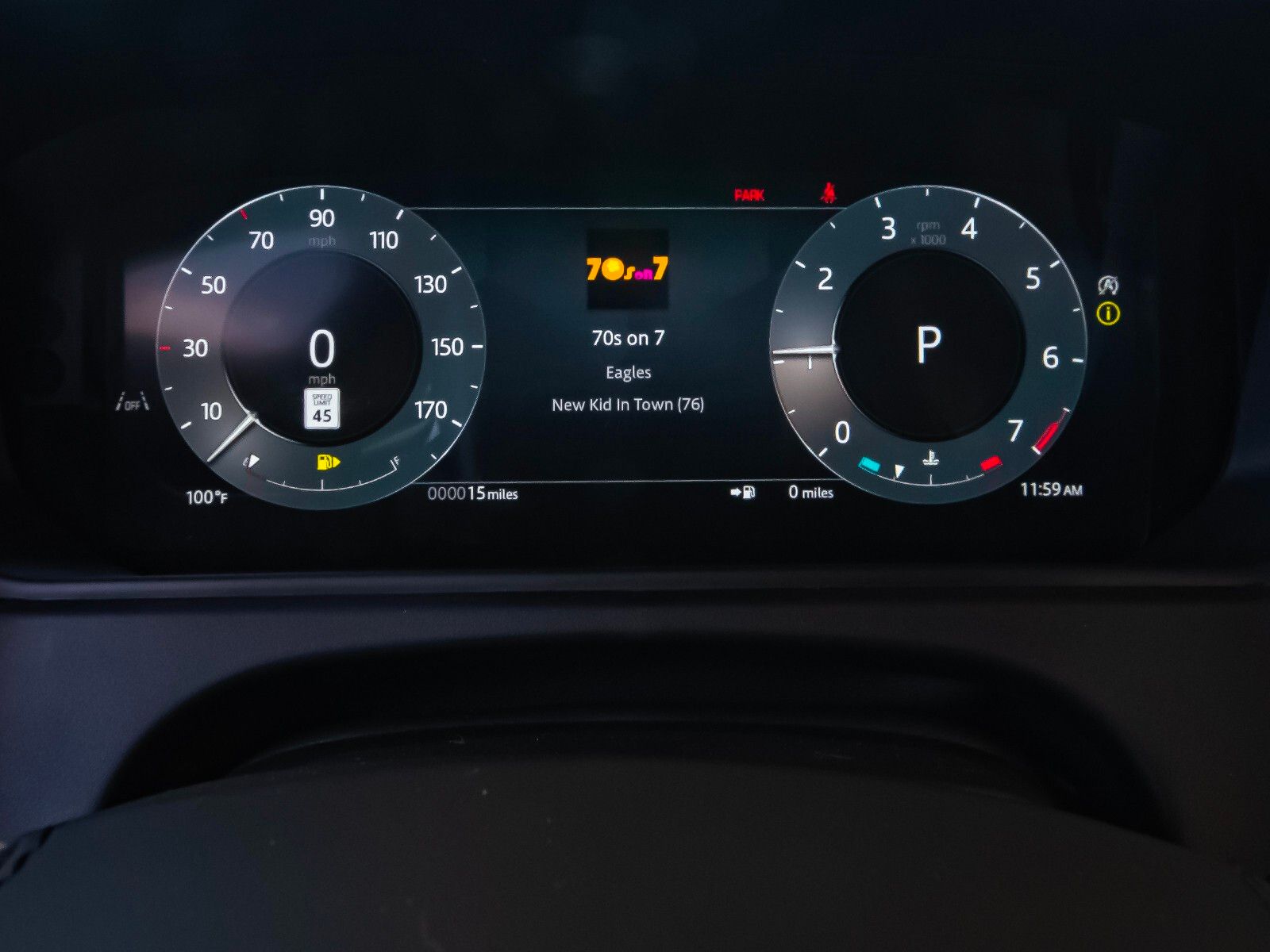2026 Land Rover Range Rover Velar SE photo 8