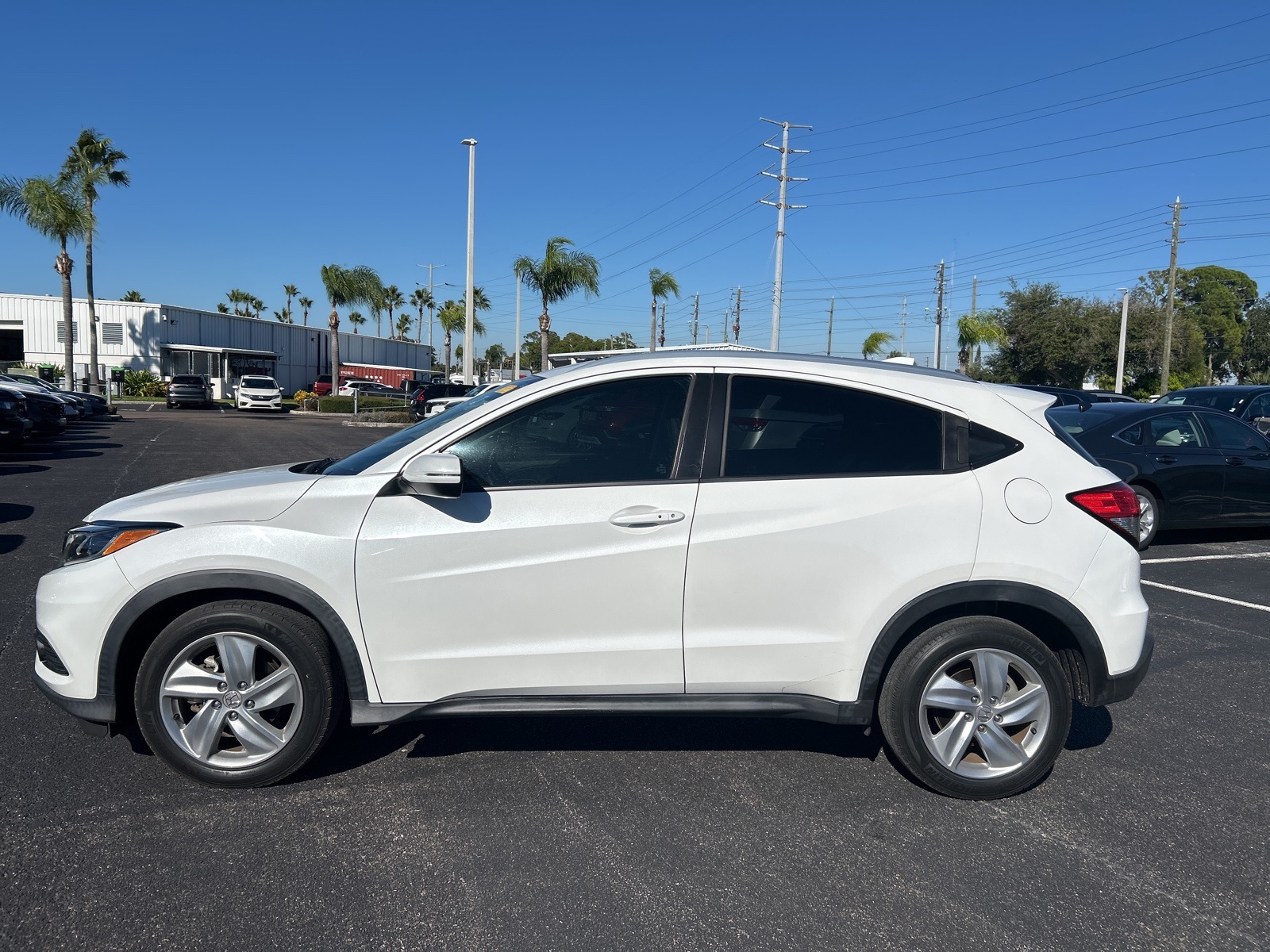 2019 Honda HR-V EX-L photo 4