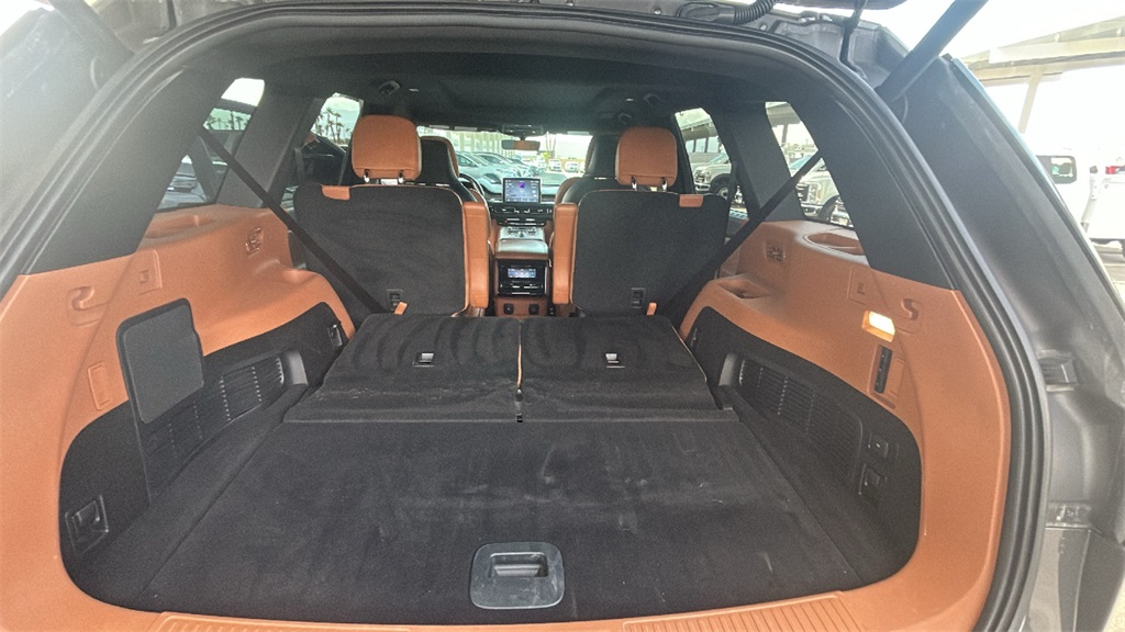 2023 Lincoln Aviator Black Label photo 19