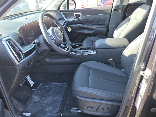 2025 Kia Sorento SX photo 4