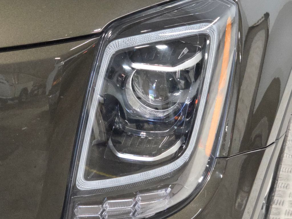 2020 Kia Telluride S photo 12