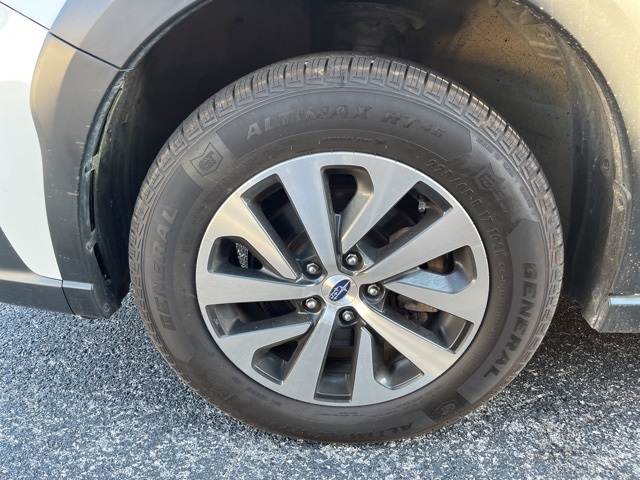2023 Subaru Outback Premium photo 4