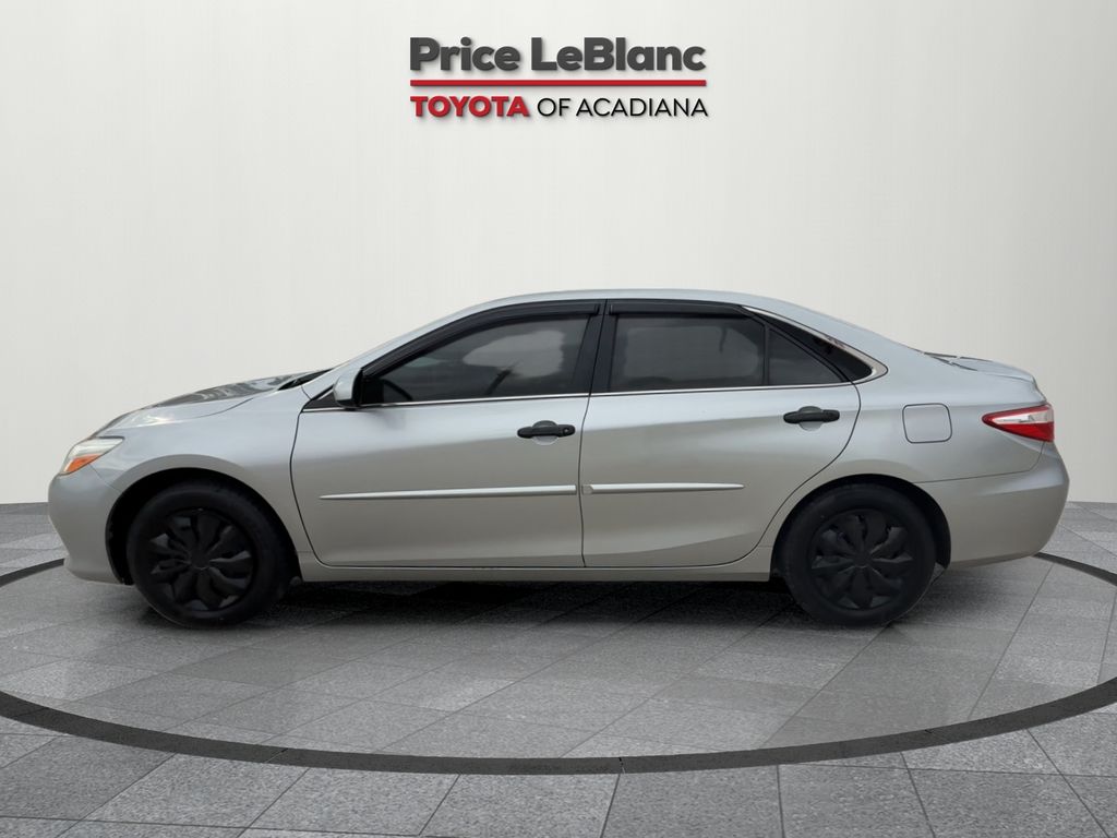 2017 Toyota Camry XLE XSE photo 4