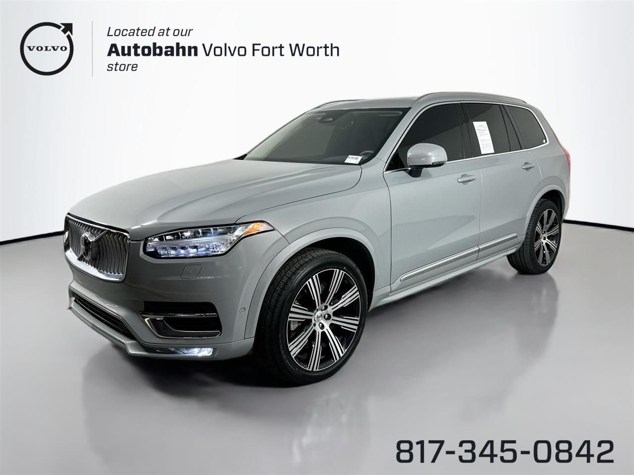 2024 Volvo XC90 Plus's photo