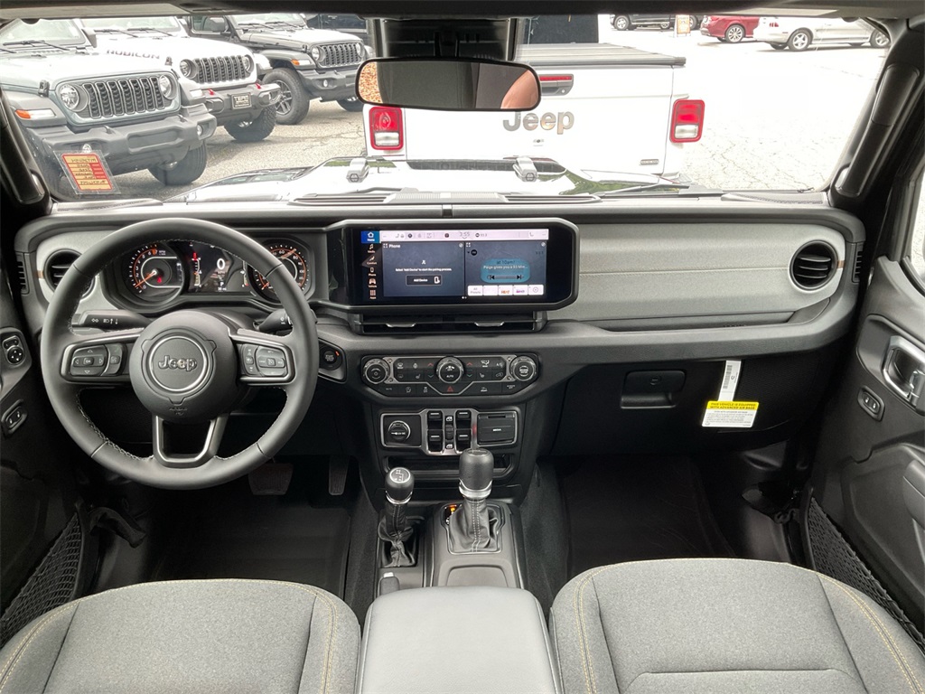 2025 Jeep Gladiator Sport S photo 18