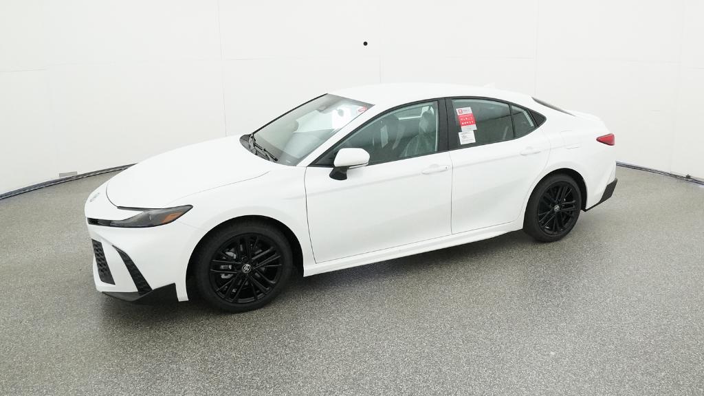 2025 Toyota Camry SE photo 7