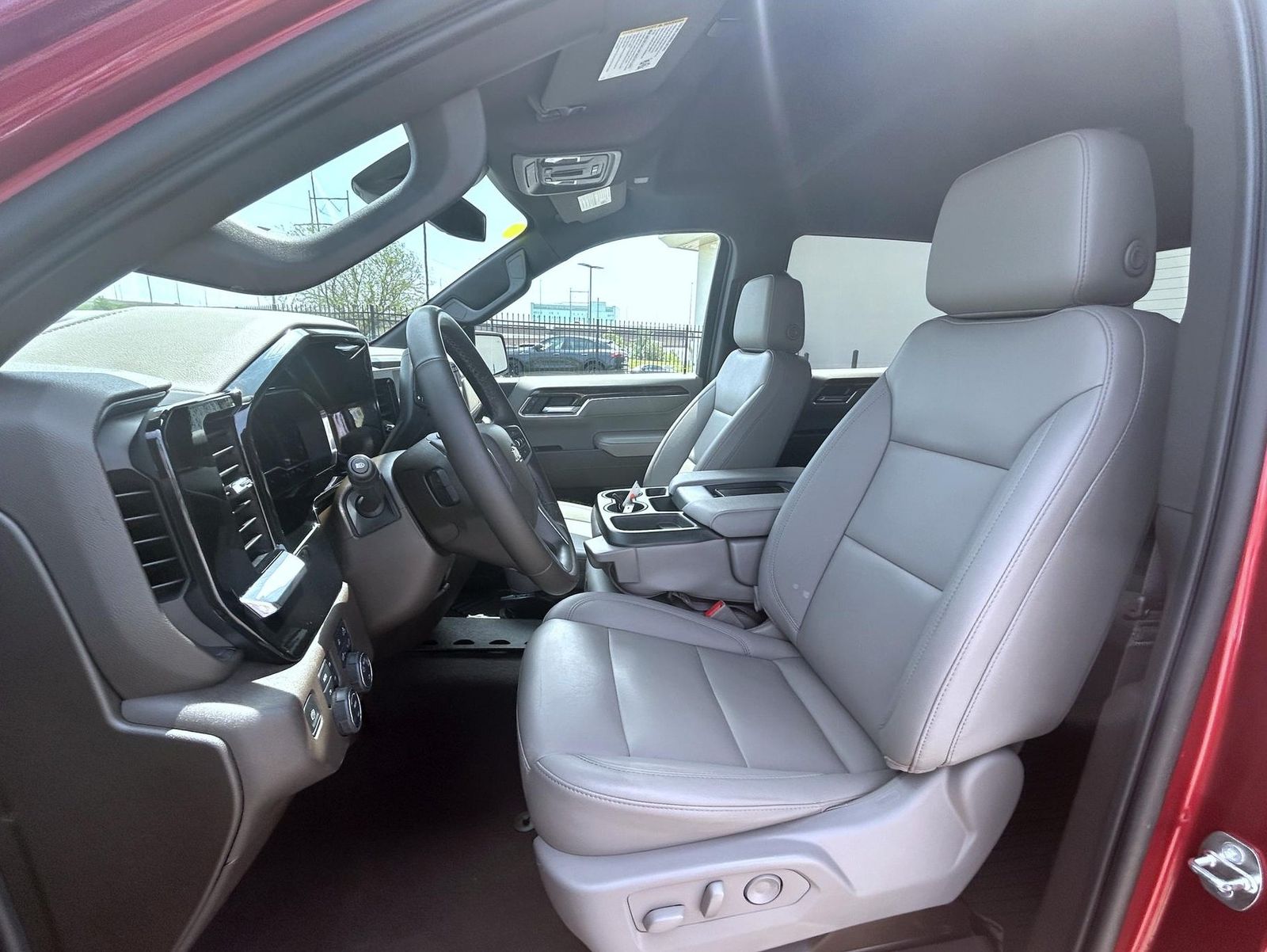 2023 Chevrolet Silverado 1500 LT photo 10