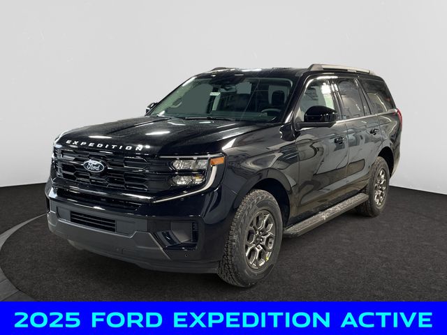 2025 Ford Expedition Active's photo