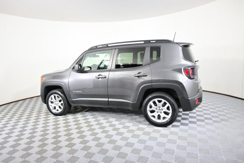 2018 Jeep Renegade Latitude North Edition photo 3