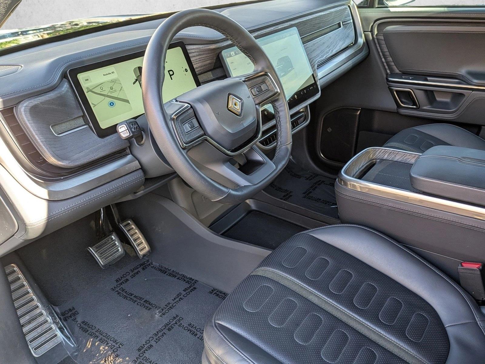 2023 Rivian R1S Adventure photo 10