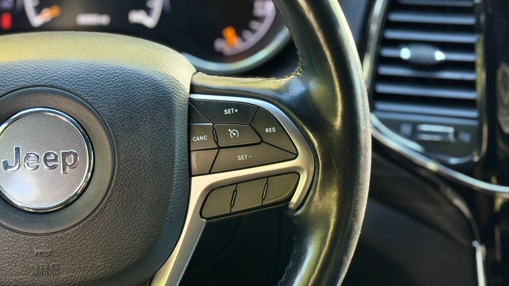 2020 Jeep Grand Cherokee Altitude photo 23