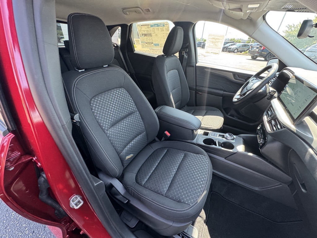 2025 Ford Escape Active photo 12