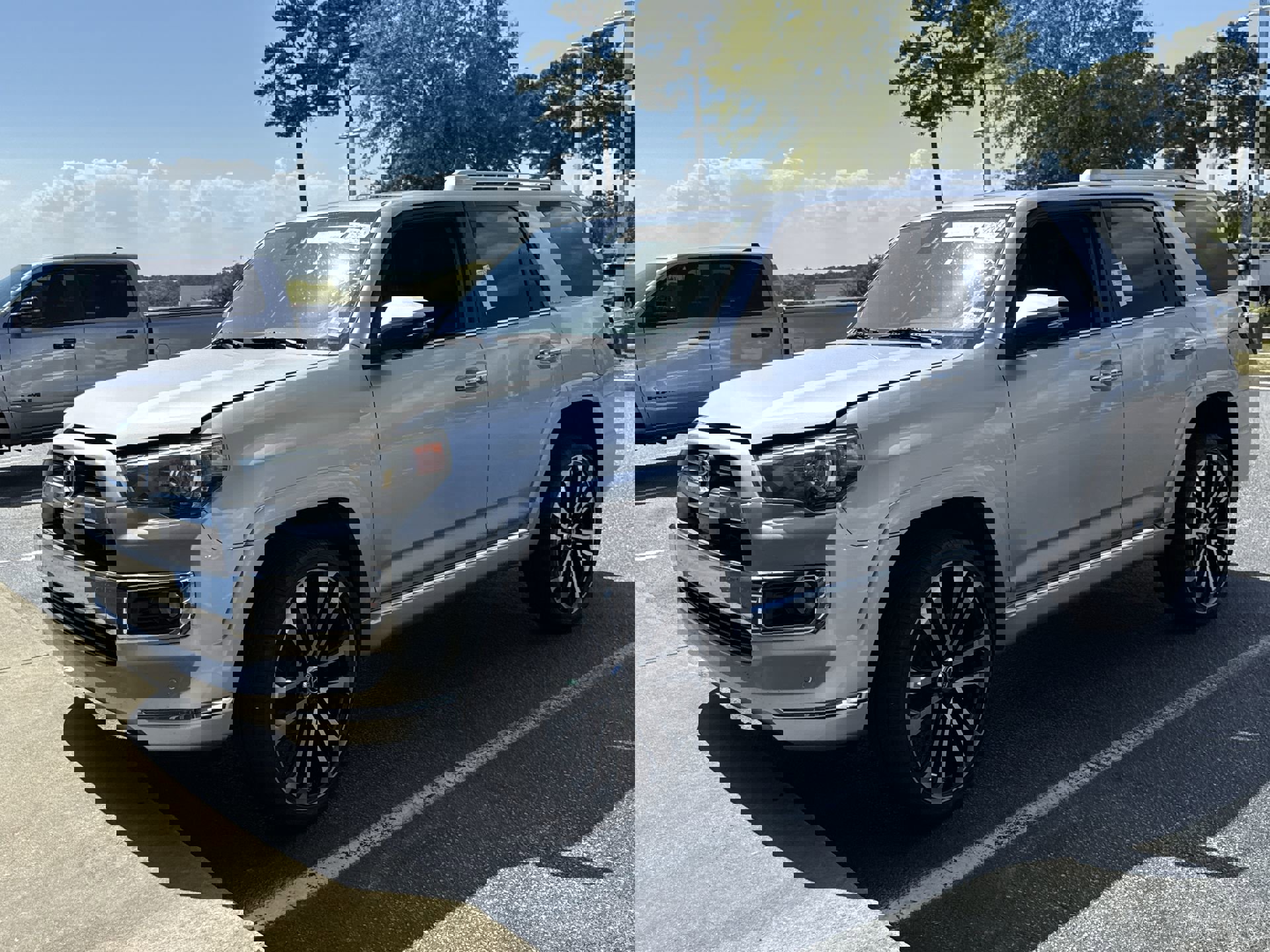 2020 Toyota 4Runner Limited photo 3