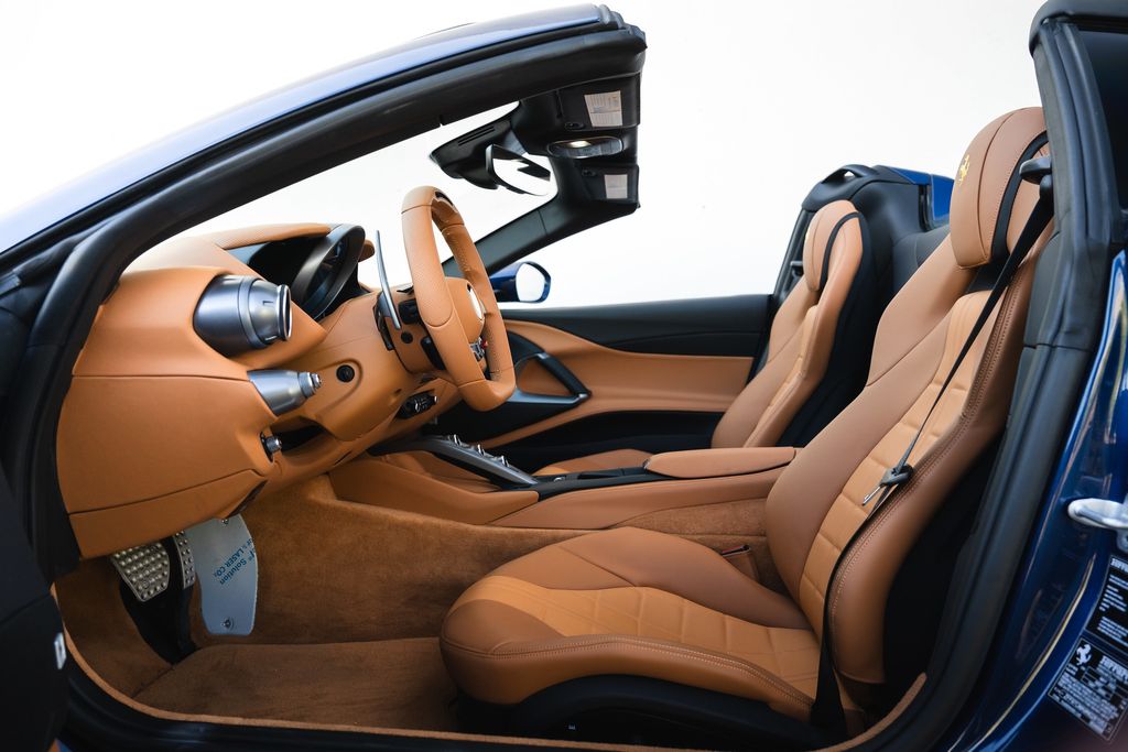 2022 Ferrari 812 GTS photo 19