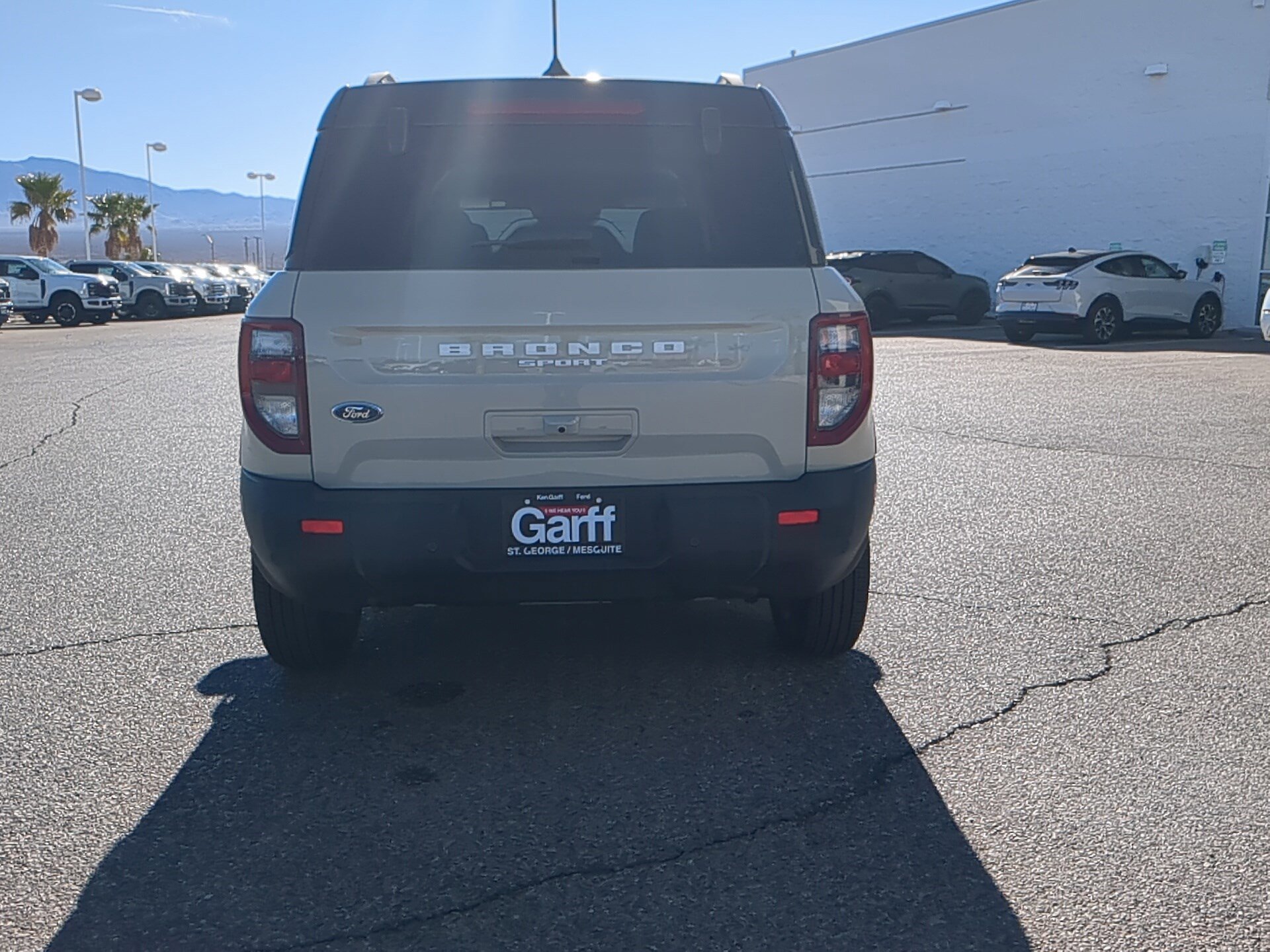 2025 Ford Bronco Sport Outer Banks photo 3