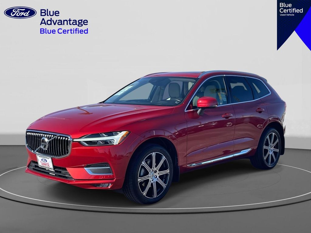 2020 Volvo XC60 Inscription's photo