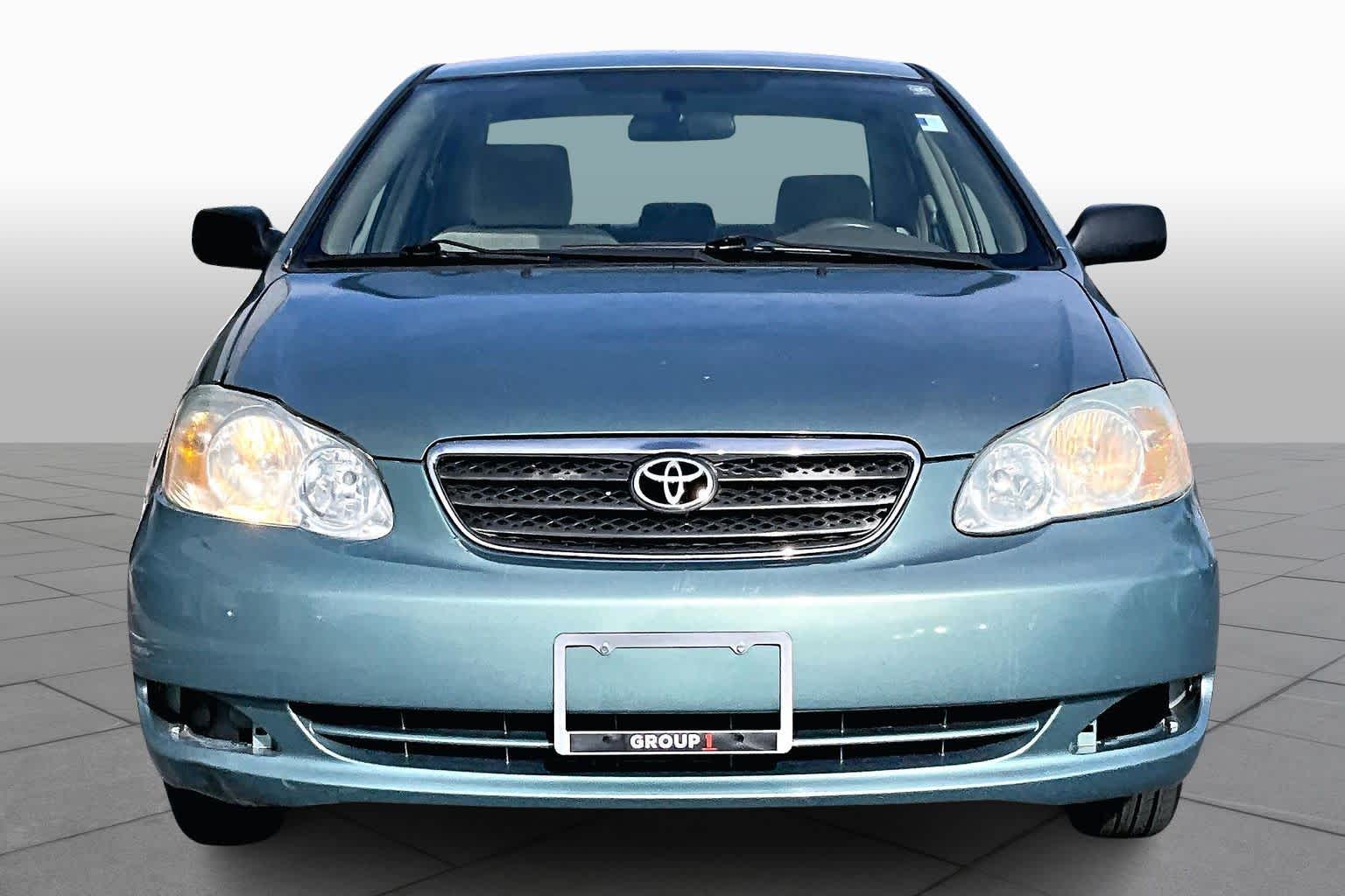 2006 Toyota Corolla CE photo 3
