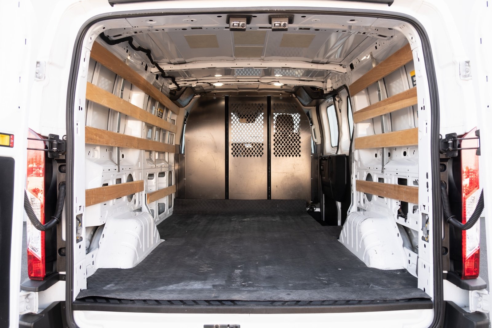 2023 Ford Transit Cargo Van photo 3