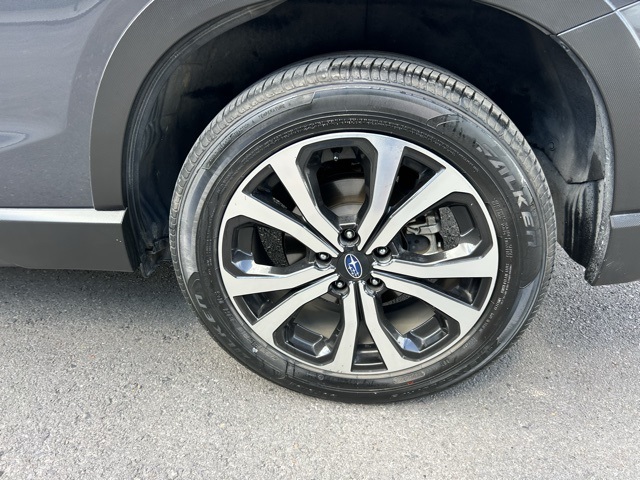 2022 Subaru Forester Limited photo 13