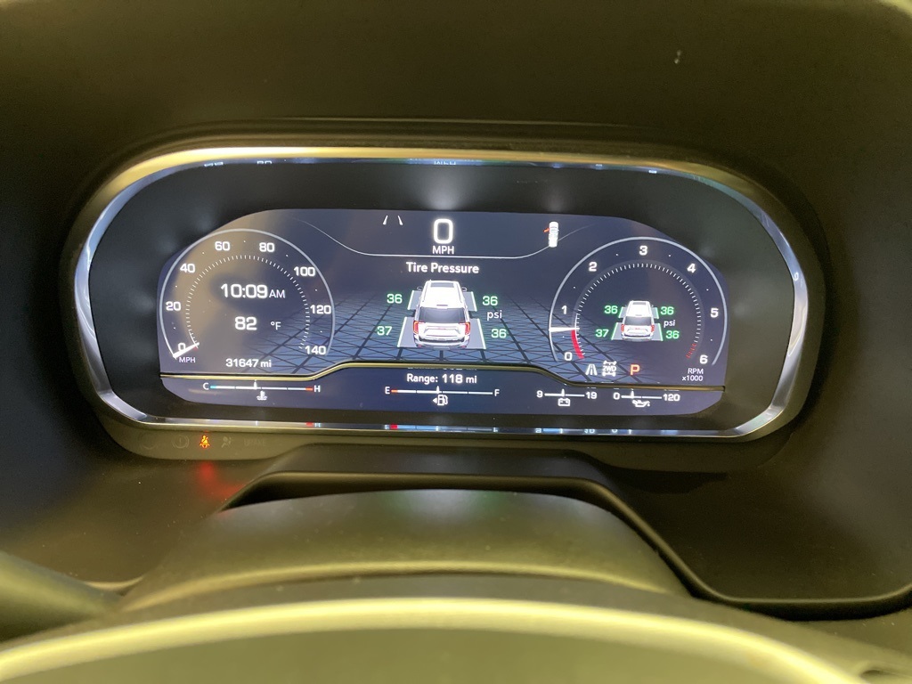 2024 Gmc Yukon SLT photo 11