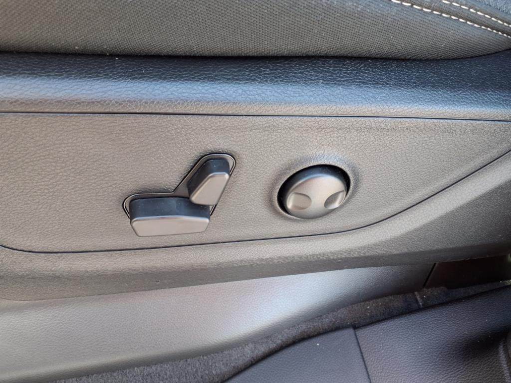 2025 Ram 1500 Big Horn Lone Star photo 5