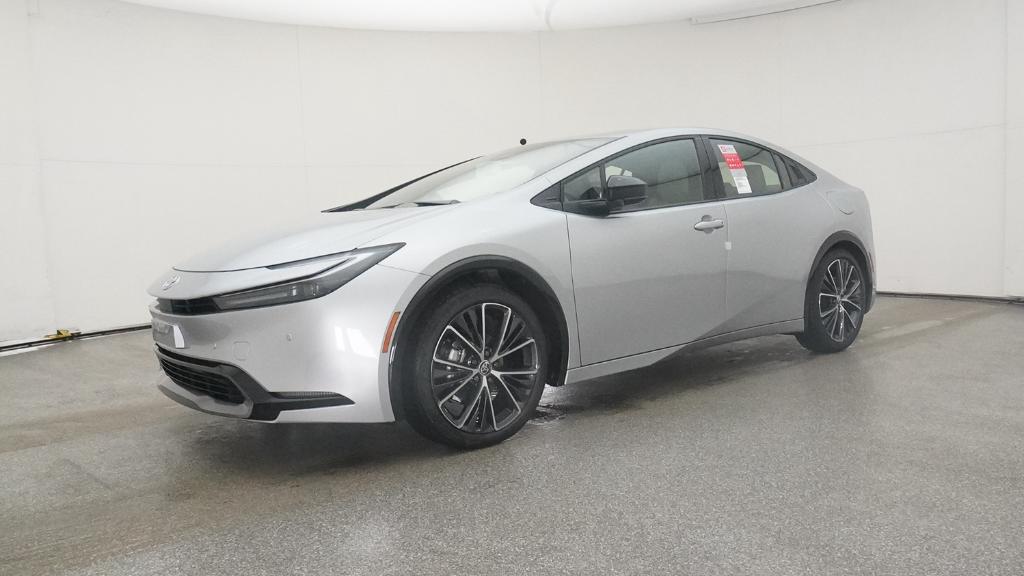 2026 Toyota Prius XLE photo 6