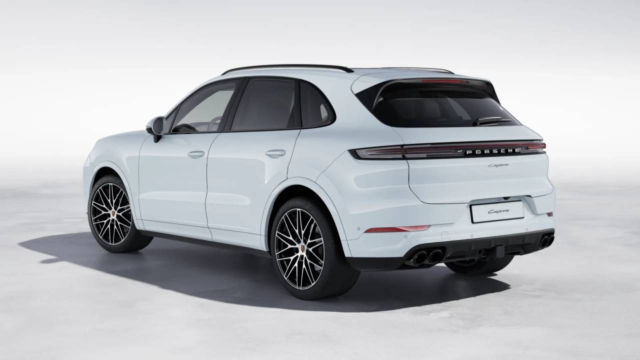 2025 Porsche Cayenne Base photo 3