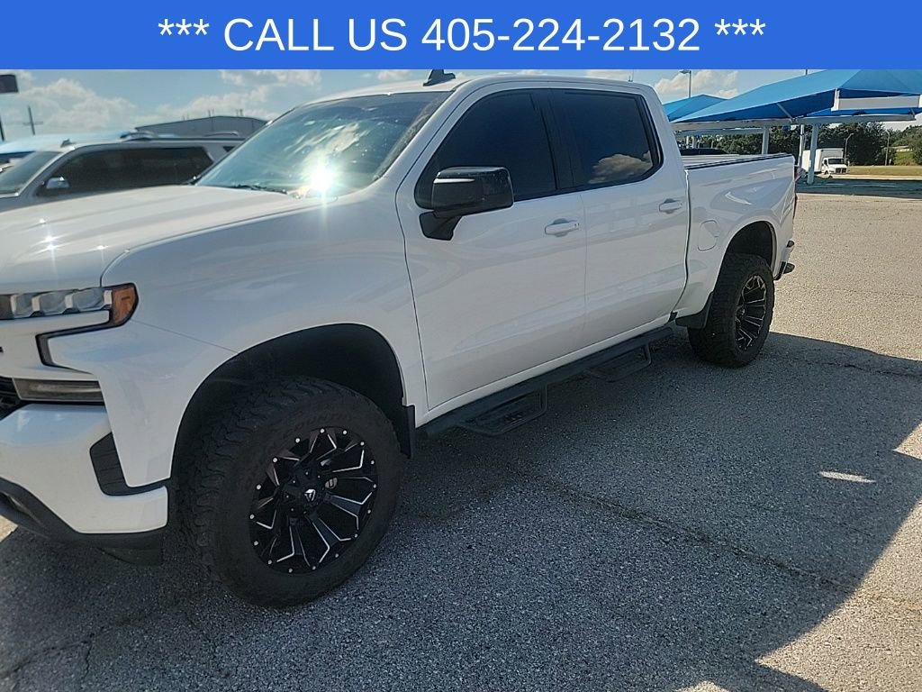 2019 Chevrolet Silverado 1500 RST photo 2