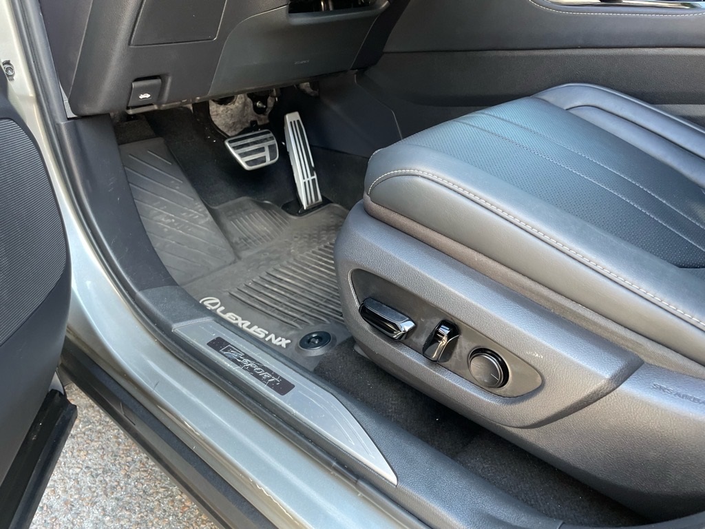 2022 Lexus NX 350 F SPORT Handling photo 22