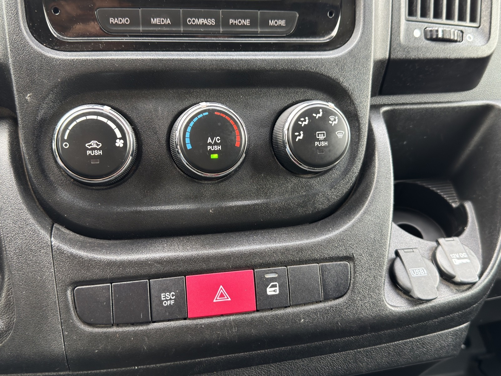 2019 Ram ProMaster 3500 photo 18