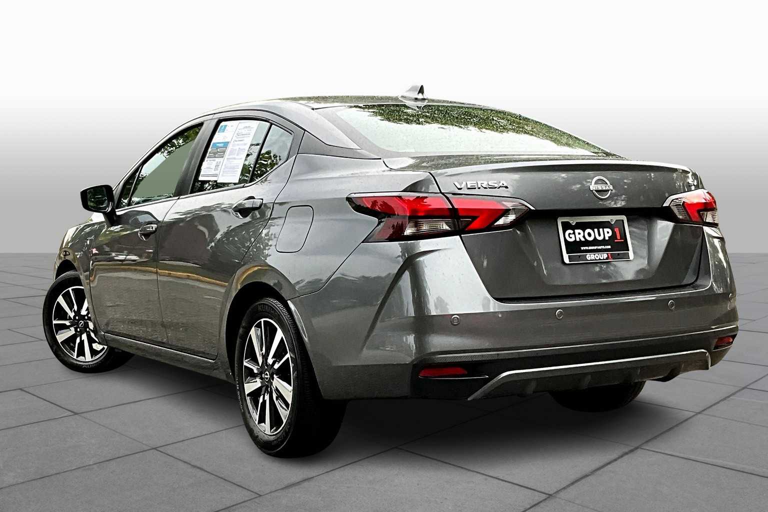 2024 Nissan Versa SV photo 10